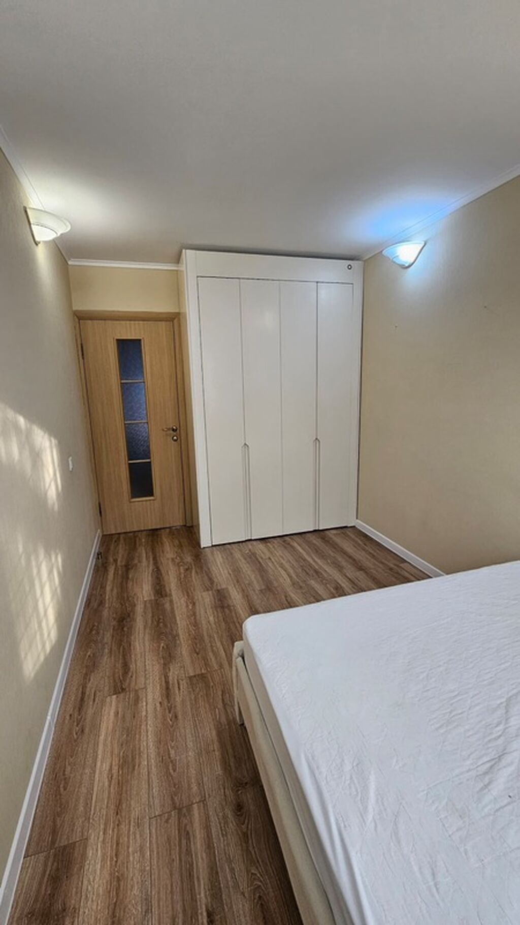 3 комнаты, 64 м², БГУ 104 серия, 1 этаж, Евроремонт: фото 3