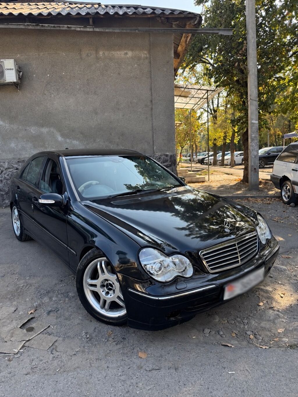 Mercedes-Benz C-Class: 2001 г., Автомат, Бензин, Седан: фото 1