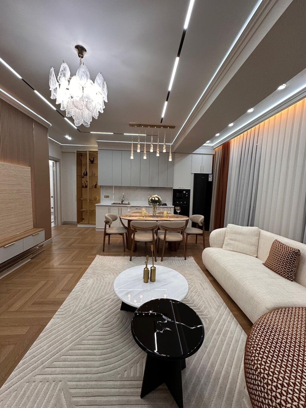 3 комнаты, 80 м², Асанбай мкр Элитка, 10 этаж, Дизайнерский ремонт: фото 2