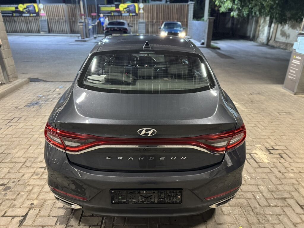 Hyundai Grandeur: 2019 г., Автомат, Бензин, Седан: фото 2