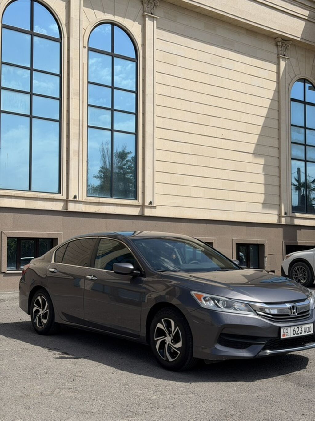 Honda Accord: 2017 г., 2.4 л, Вариатор, Бензин, Седан: фото 2