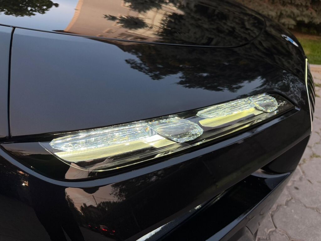 BMW 7 series: 2023 г., 3 л, Автомат, Бензин, Седан: фото 2
