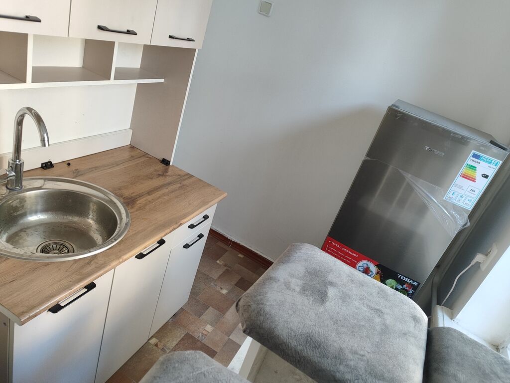 1 комната, 30 м², Политех 104 серия, 1 этаж, Косметический ремонт: фото 5