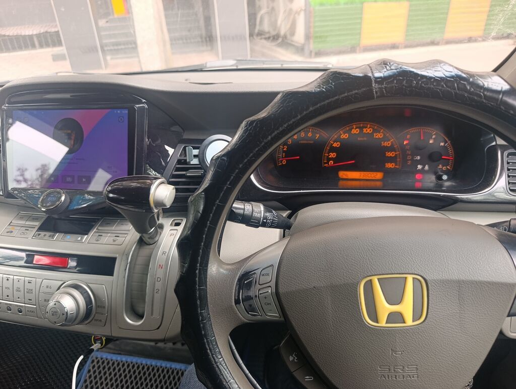 Honda Airwave: 2005 г., Автомат, Бензин, Хэтчбэк: фото 2