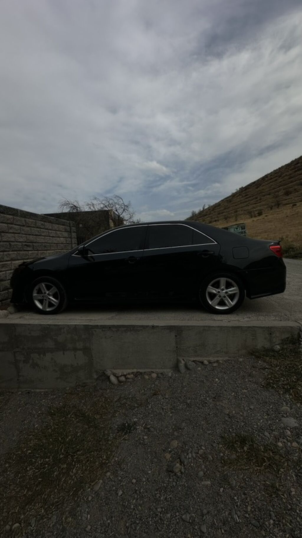 Toyota Camry: 2014 г., Бензин, Седан: фото 3