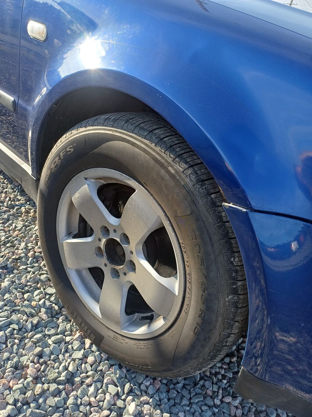 Volkswagen Passat: 2002 г., 2 л, Механика, Бензин, Универсал: фото 5
