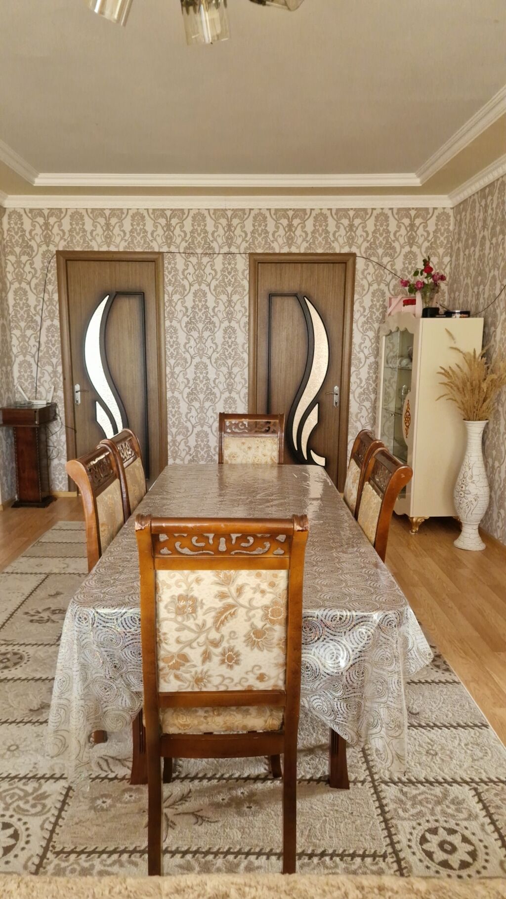150 kv. m, 4 otaqlı, İnternet, Qaz, İşıq