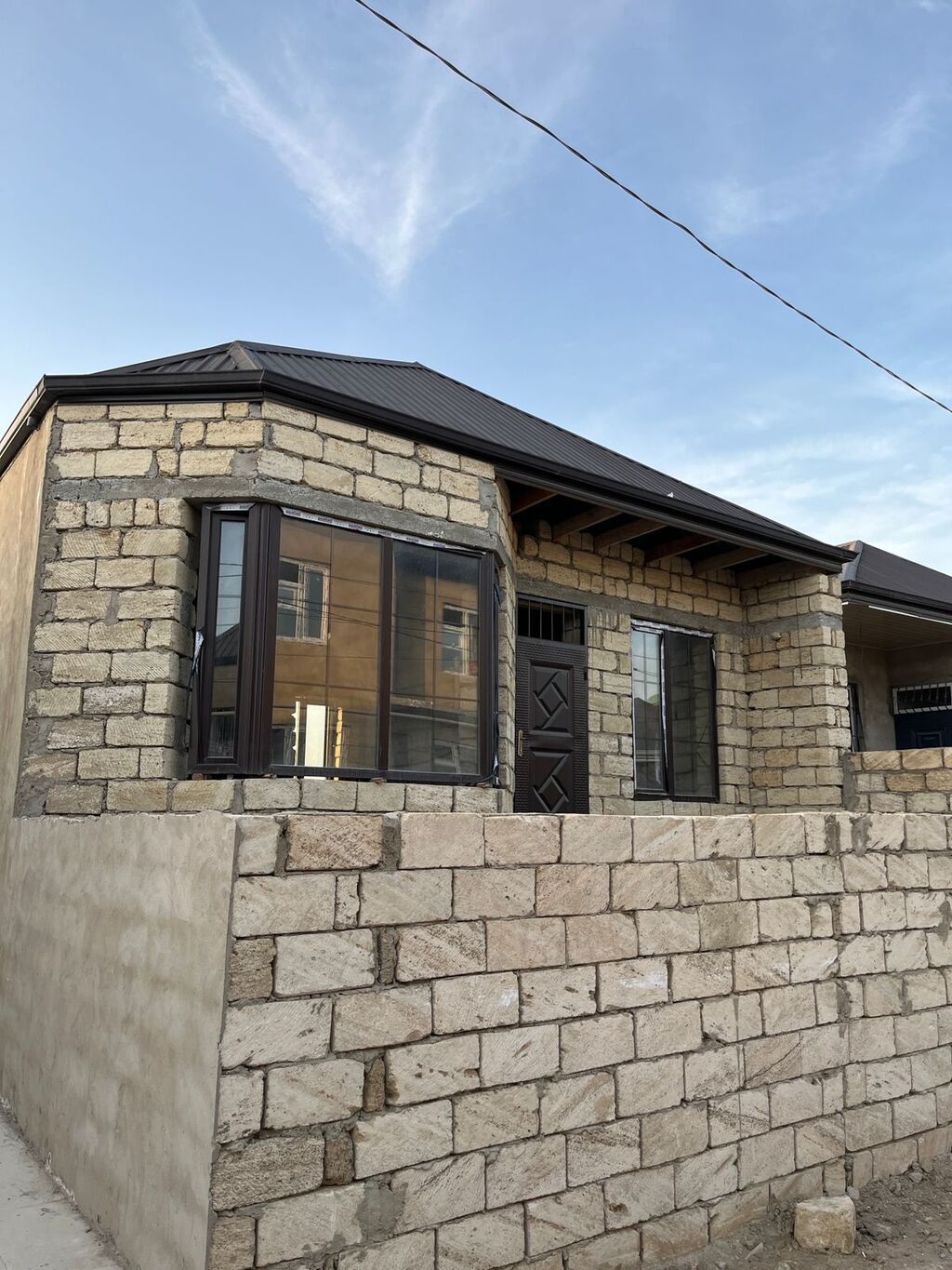 3 otaqlı, 76 kv. m, Kredit yoxdur, Təmirsiz