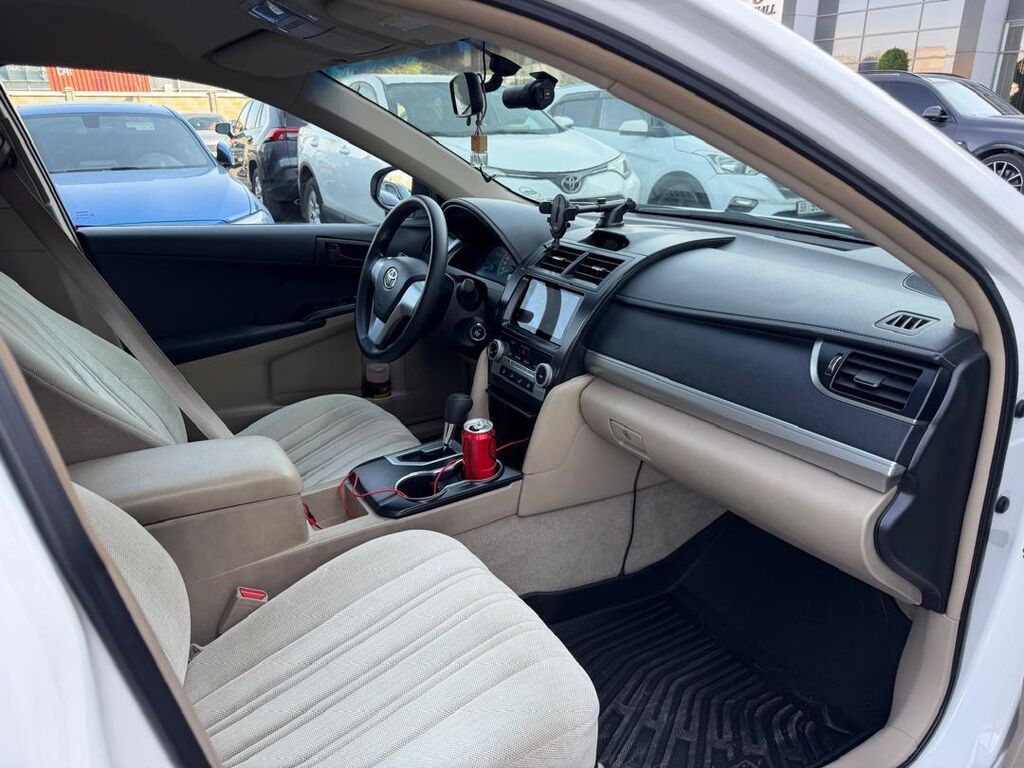 Toyota Camry: 2013 г., 2.5 л, Автомат, Бензин, Седан: фото 4