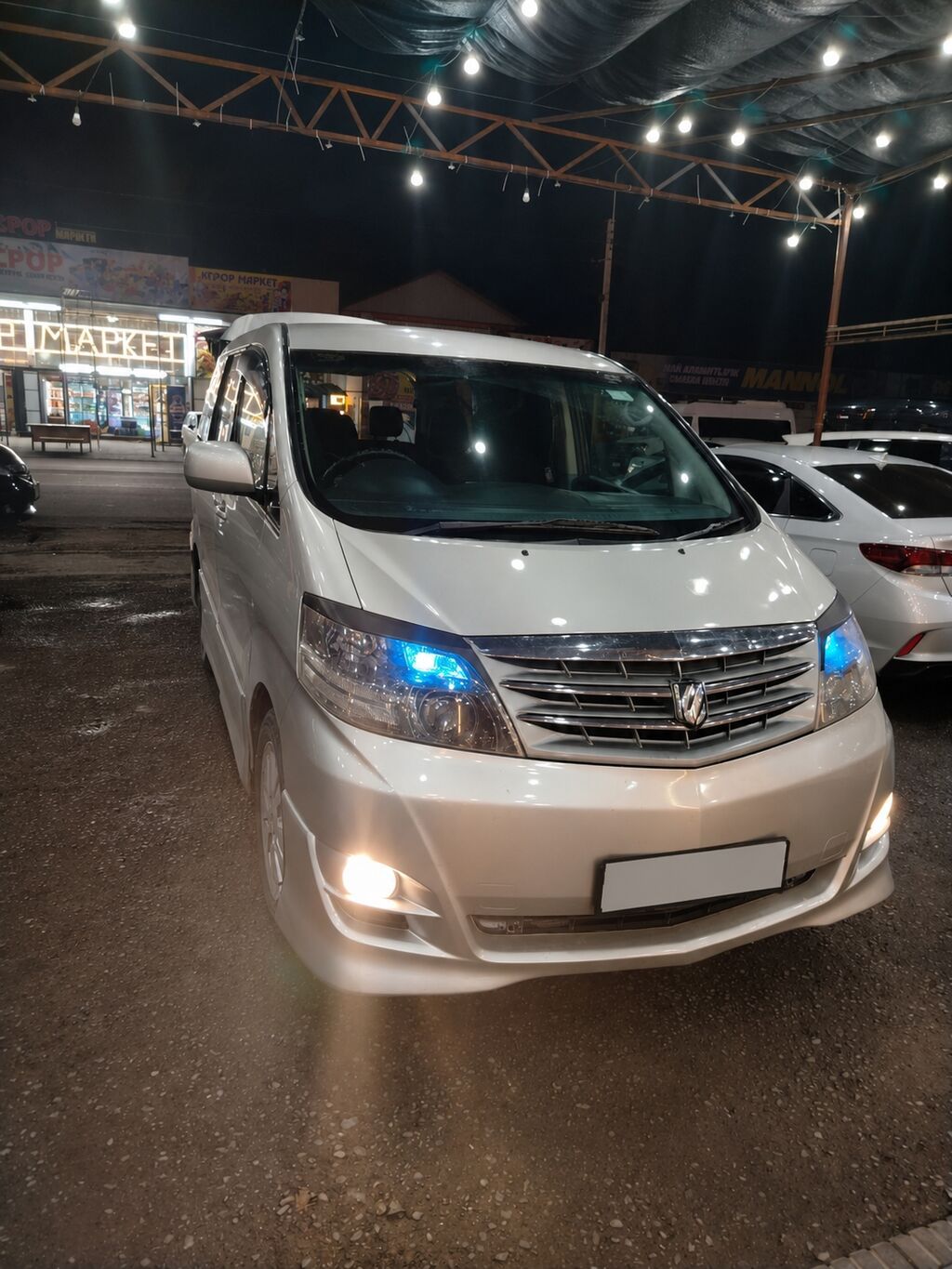 Toyota Alphard: 2004 г., 3 л, Автомат, Газ, Минивэн: фото 3