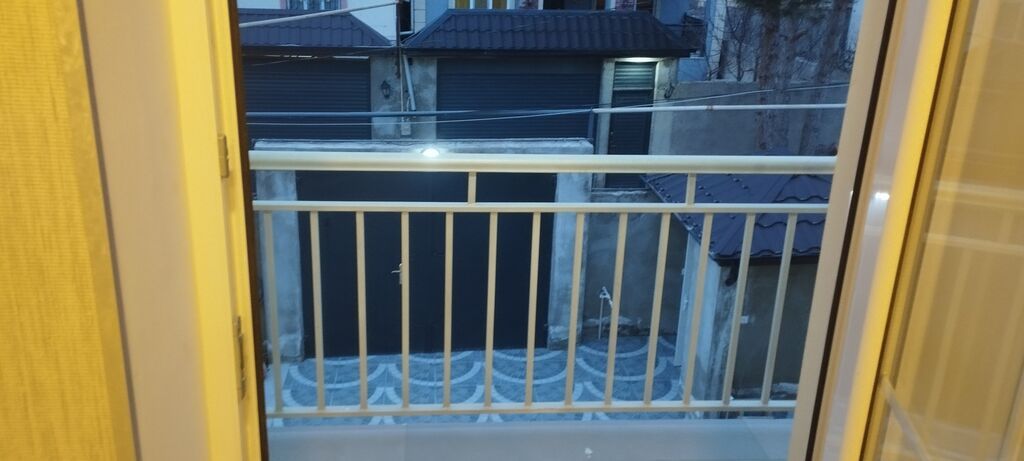Ramana qəs. 6 otaqlı, 144 kv. m