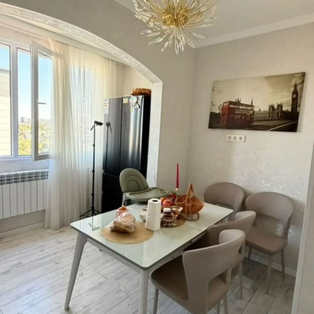 2 комнаты, 60 м², Пишпек 106 серия, 9 этаж, Евроремонт: фото 2