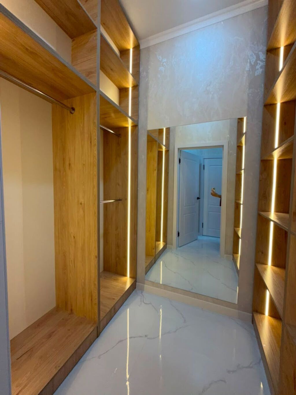 3 комнаты, 67 м², Технопарк Элитка, 14 этаж, Дизайнерский ремонт: фото 2