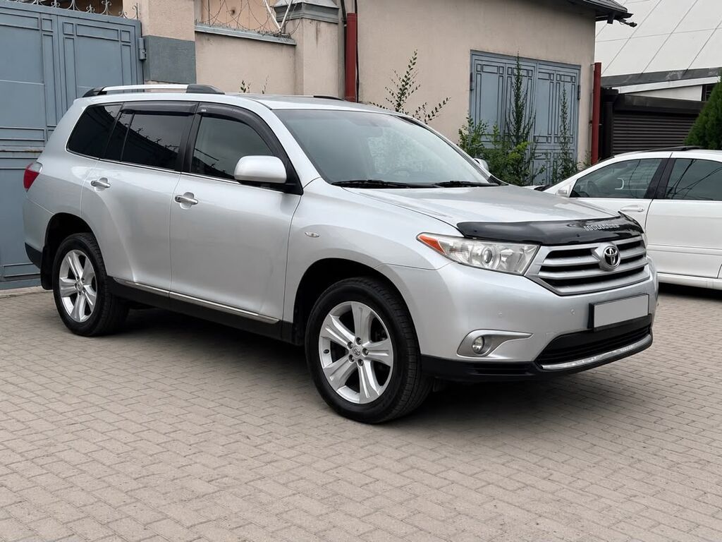 Toyota Highlander: 2011 г., Автомат, Бензин, Кроссовер: фото 3