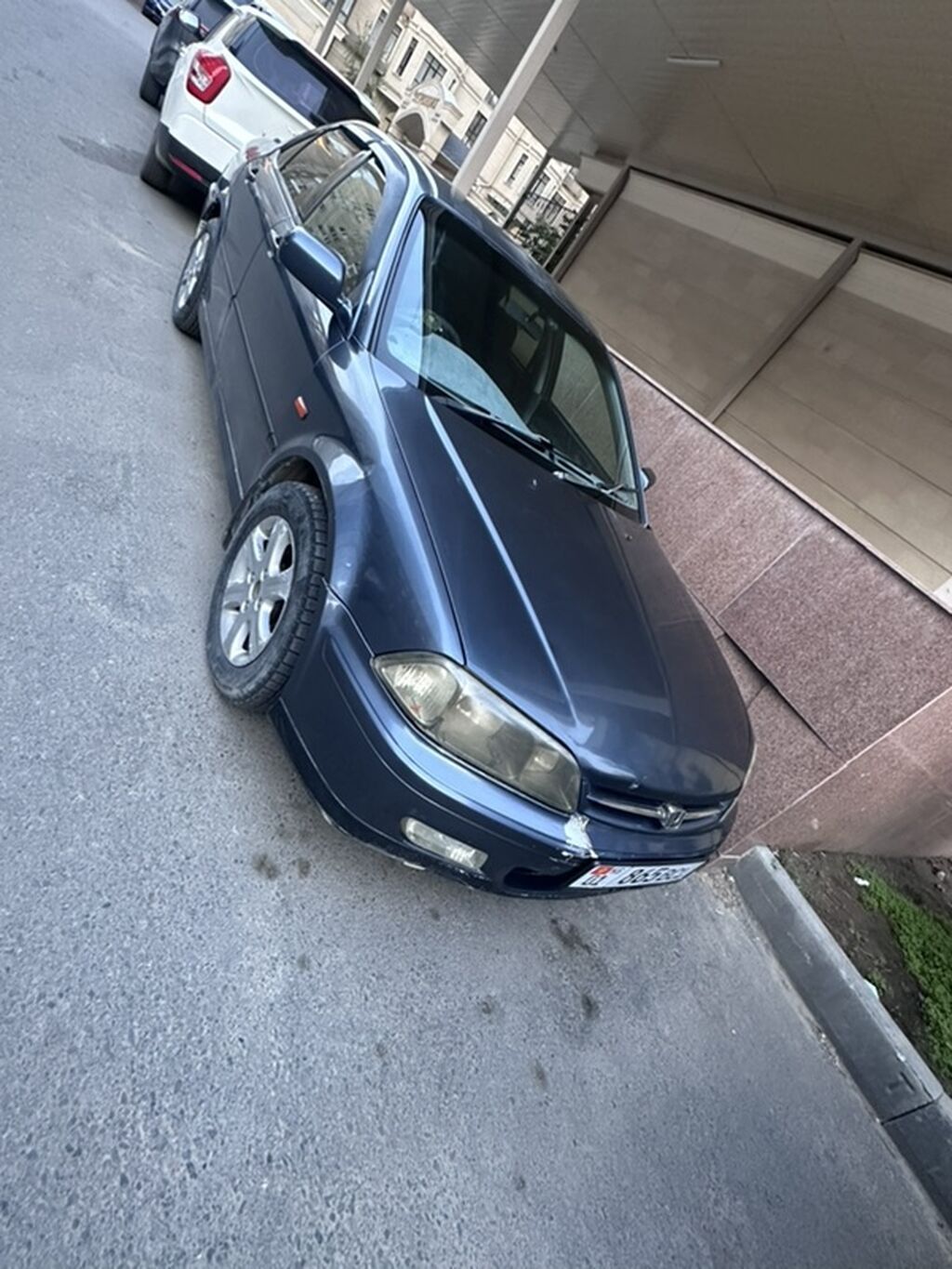 Honda Domani: 2001 г., 1.8 л, Механика, Бензин, Седан: фото 2