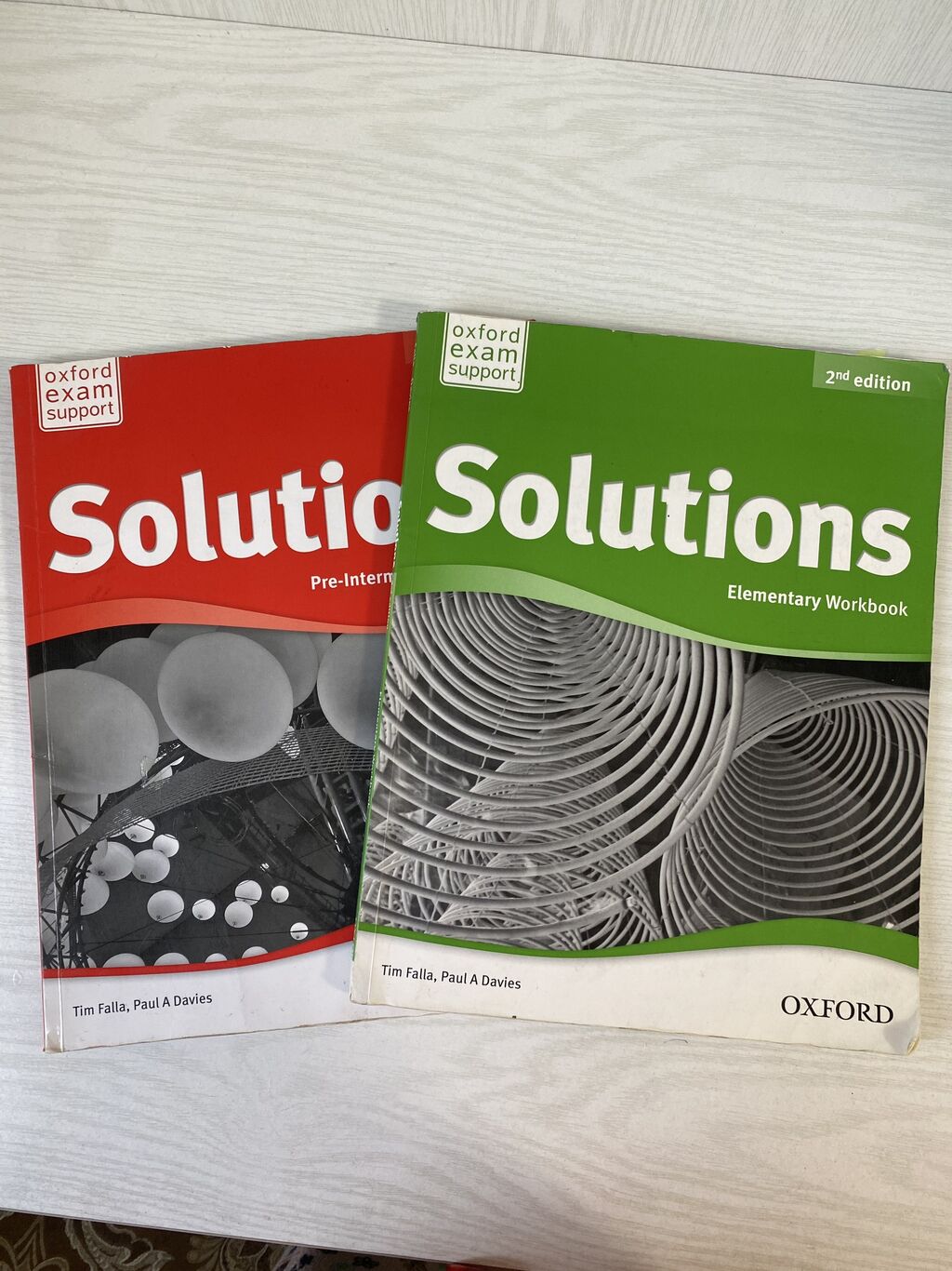 Solutions Workbook Elementary, pre-intermediate: 400 KGS ➤ Книги, журналы,  CD, DVD | Бишкек | 59784652 ᐈ lalafo.kg