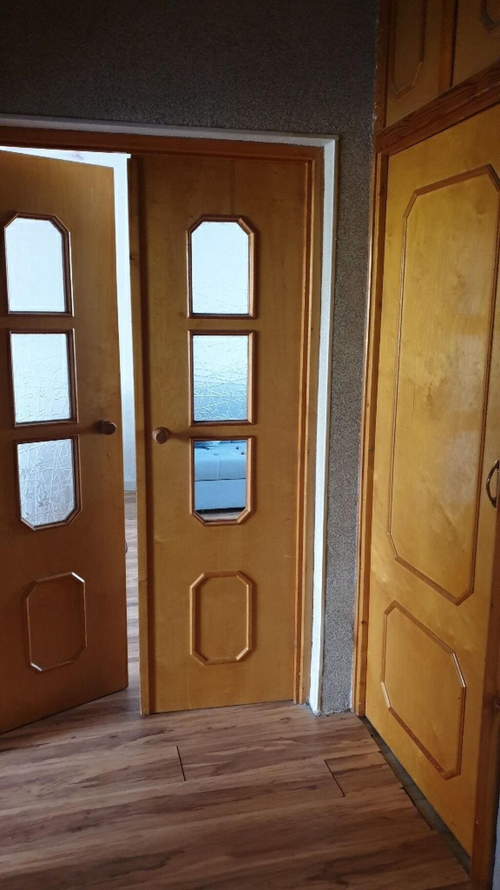 3 комнаты, 70 м², Пишпек 105 серия, 3 этаж, Косметический ремонт: фото 7
