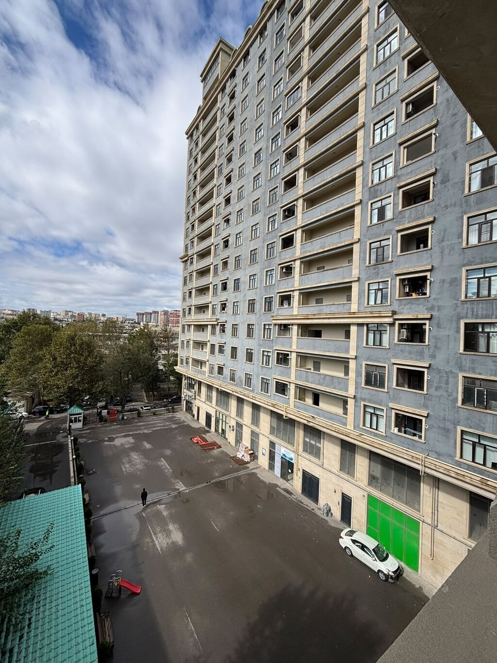 8-ci mikrorayon, 4 otaqlı, Yeni tikili, 156 kv. m