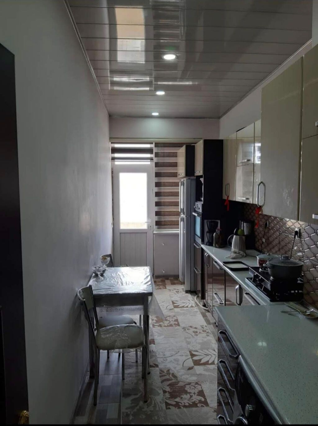Yasamal, 3 otaqlı, Yeni tikili, 100 kv. m