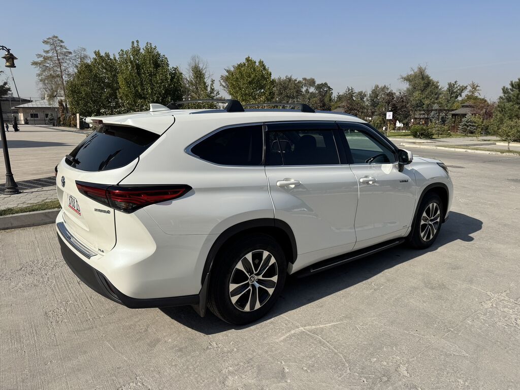 Toyota Highlander: 2020 г., 2.5 л, Вариатор, Гибрид, Внедорожник: фото 7