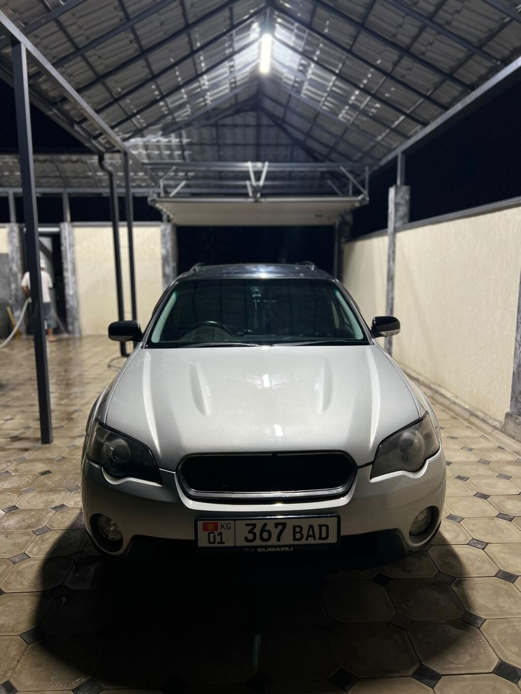 Subaru Outback: 2004 г., 2.5 л, Автомат, Газ, Универсал: фото 2