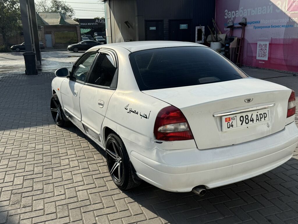 Daewoo Nubira: 2002 г., 1.6 л, Механика, Бензин, Седан: фото 4