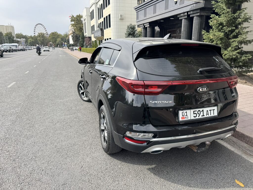 Kia Sportage: 2020 г., Автомат, Кроссовер: фото 3