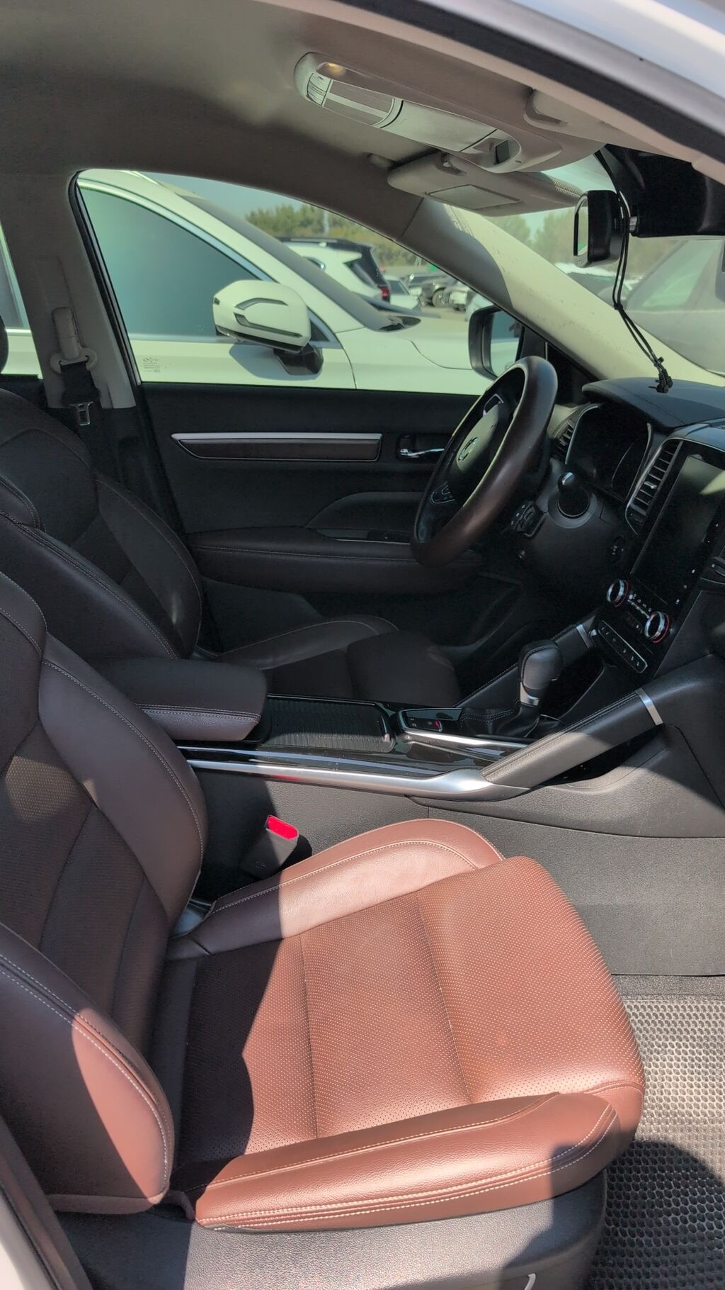 Renault Samsung QM6: 2020 г., 2 л, Автомат, Газ, Кроссовер: фото 3