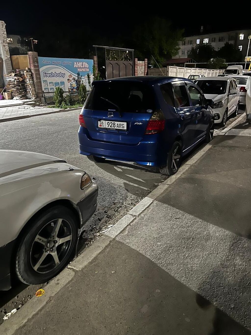 Honda Fit: 2003 г., 1.5 л, Автомат, Бензин, Хэтчбэк: фото 3