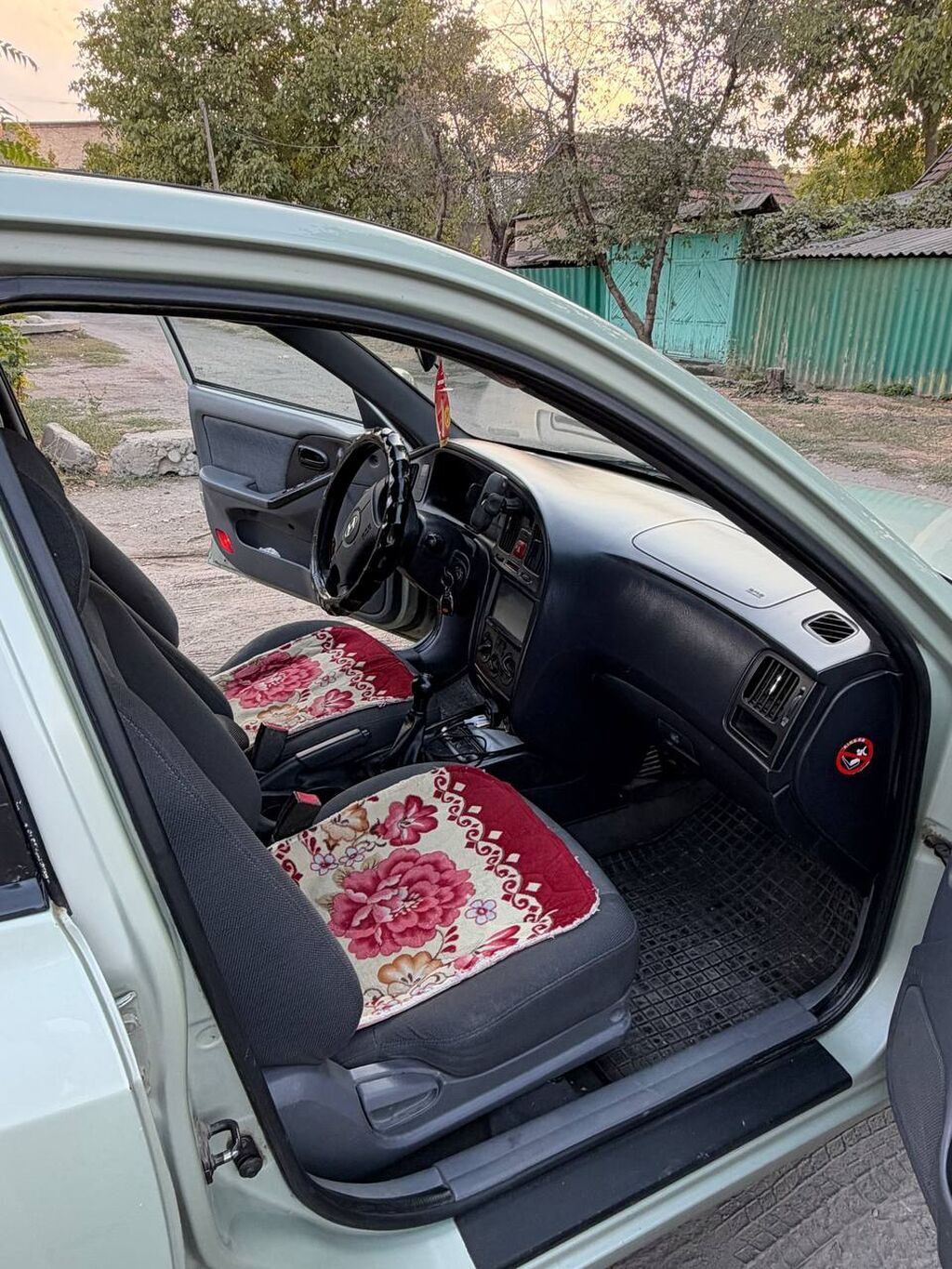 Hyundai Elantra: 2003 г., 1.6 л, Бензин, Седан: фото 8