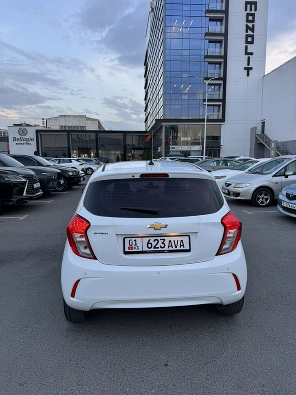 Chevrolet Spark: 2018 г., 1 л, Вариатор, Бензин, Хэтчбэк: фото 4