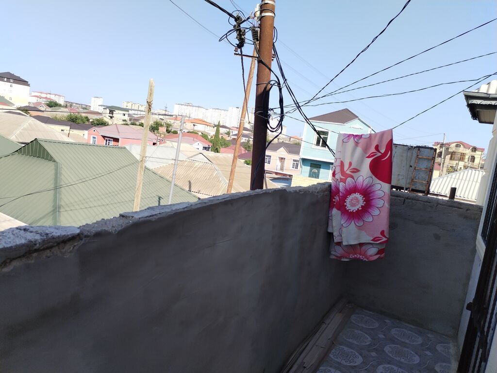 90 kv. m, 3 otaqlı, Su, İnternet, Qaz