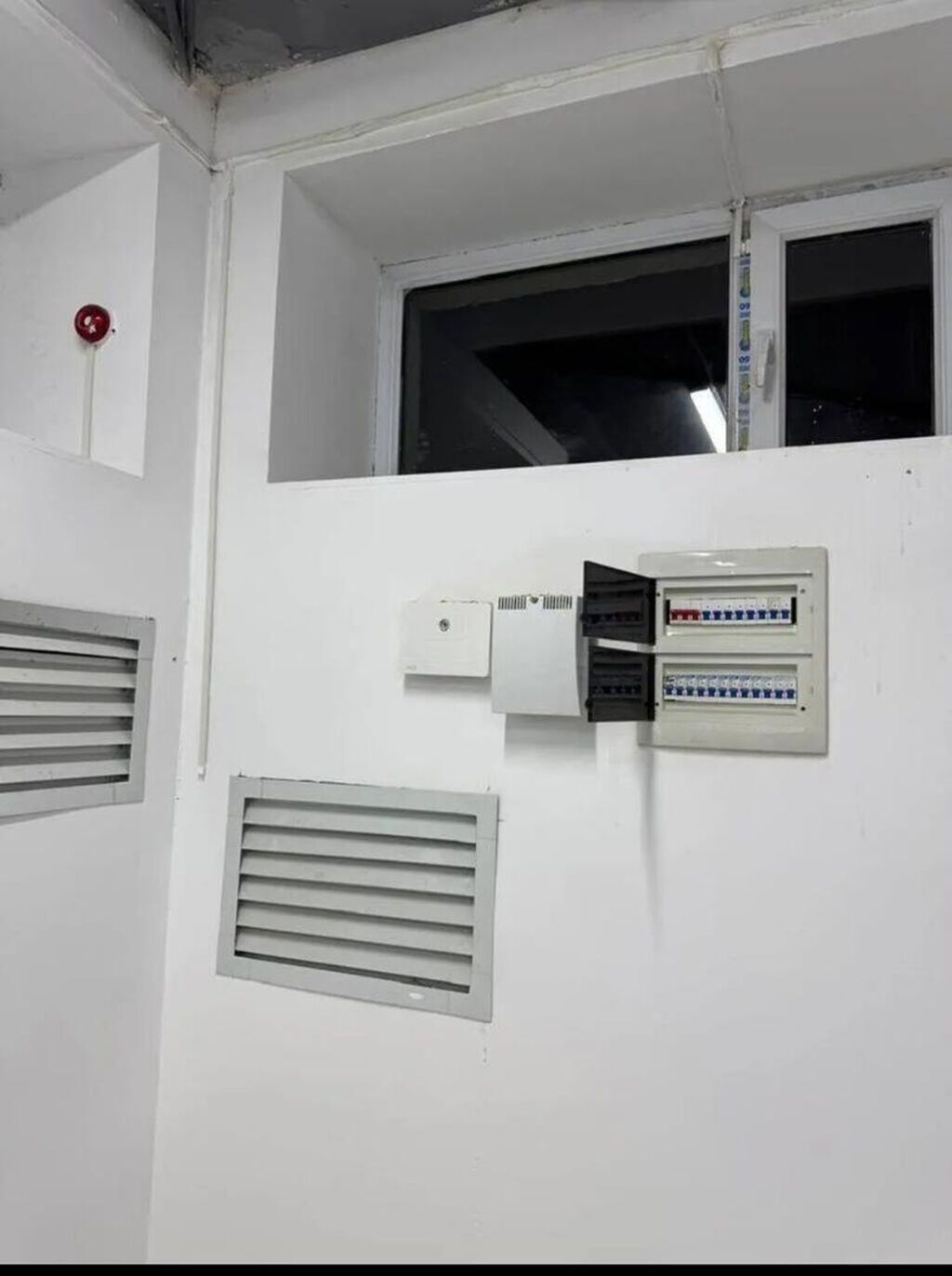 🏢 Сдается цокольное помещение- 225 м² 📍 ул. Кудрука, №88 Светлое и