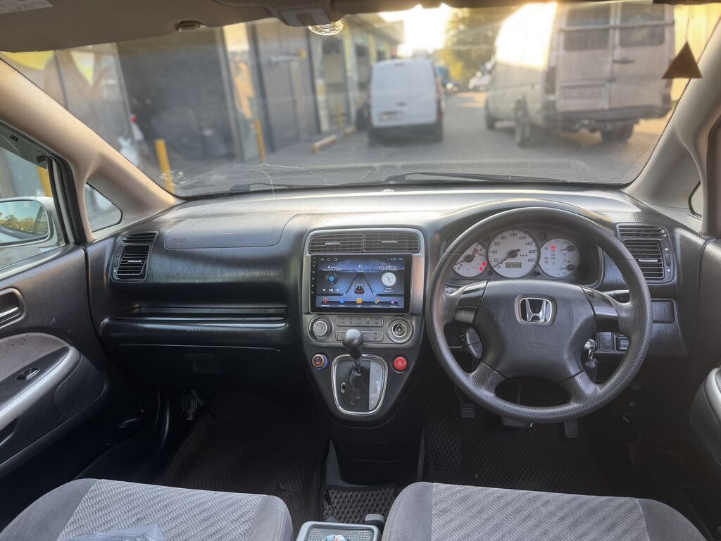 Honda Stream: 2004 г., 1.7 л, Автомат, Бензин, Минивэн: фото 5