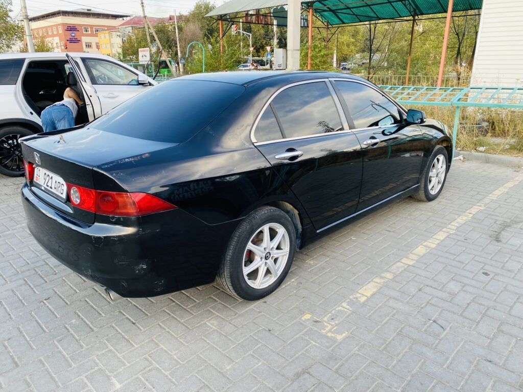 Honda Accord: 2002 г., 2.4 л, Автомат, Бензин, Седан: фото 3
