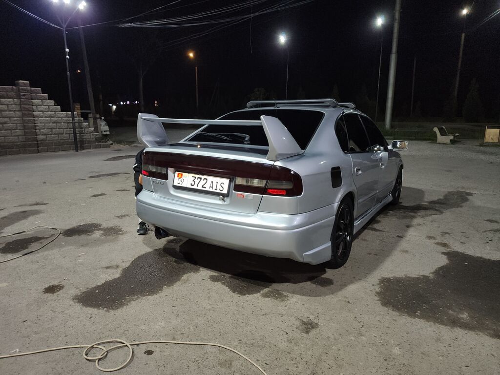 Subaru Legacy: 2002 г., 3 л, Автомат, Бензин, Седан: фото 5