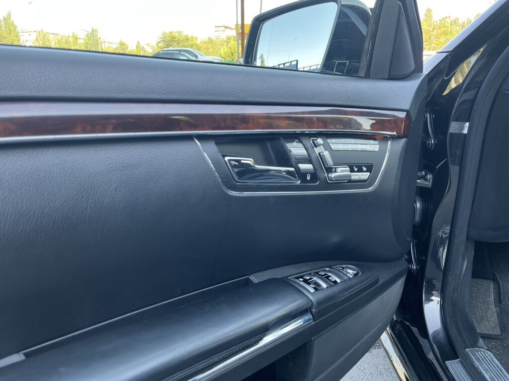 Mercedes-Benz S-class AMG: 2010 г., 5.5 л, Автомат, Бензин, Седан: фото 6