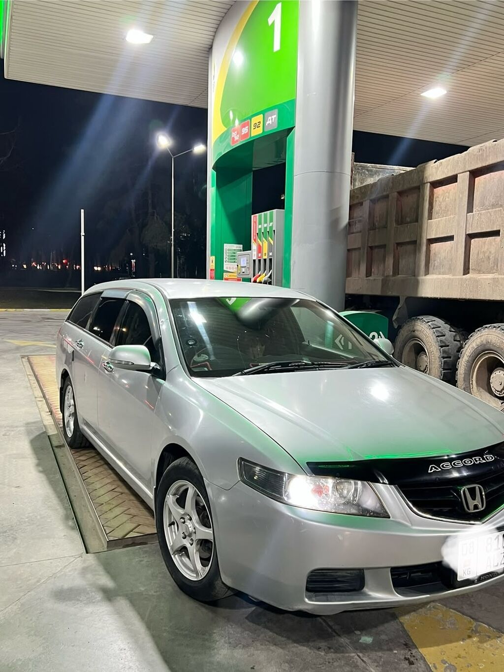 Honda Accord: 2003 г., 2.4 л, Автомат, Бензин, Универсал: фото 1