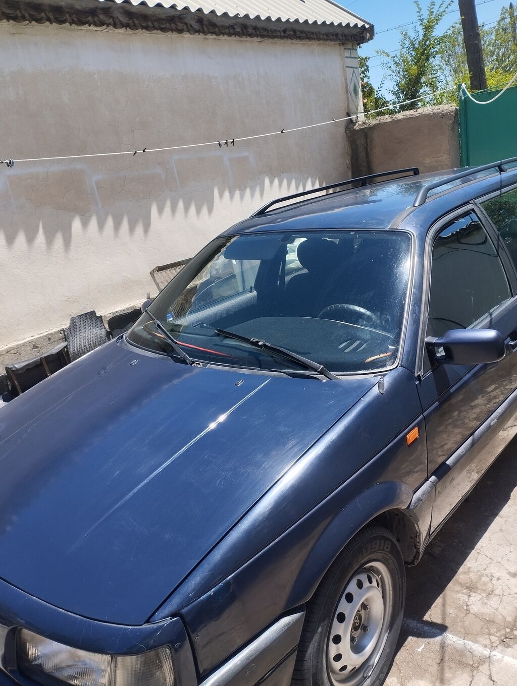 Volkswagen Passat: 1993 г., Универсал: фото 2