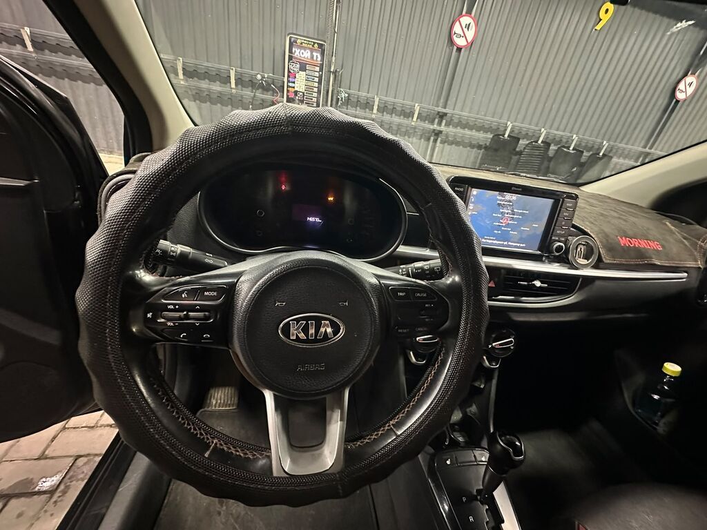 Kia Morning: 2017 г., 1 л, Автомат, Бензин, Хэтчбэк: фото 4