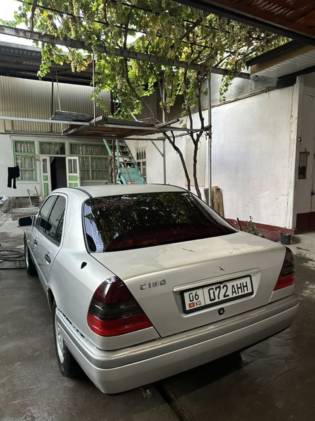 Mercedes-Benz C-Class: 1995 г., 1.8 л, Автомат, Бензин, Седан: фото 2