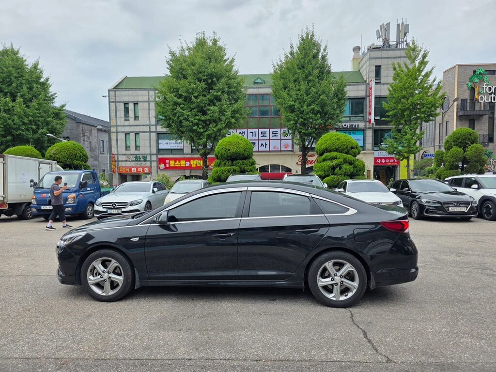 Hyundai Sonata: 2022 г., 2 л, Автомат, Газ, Седан: фото 4