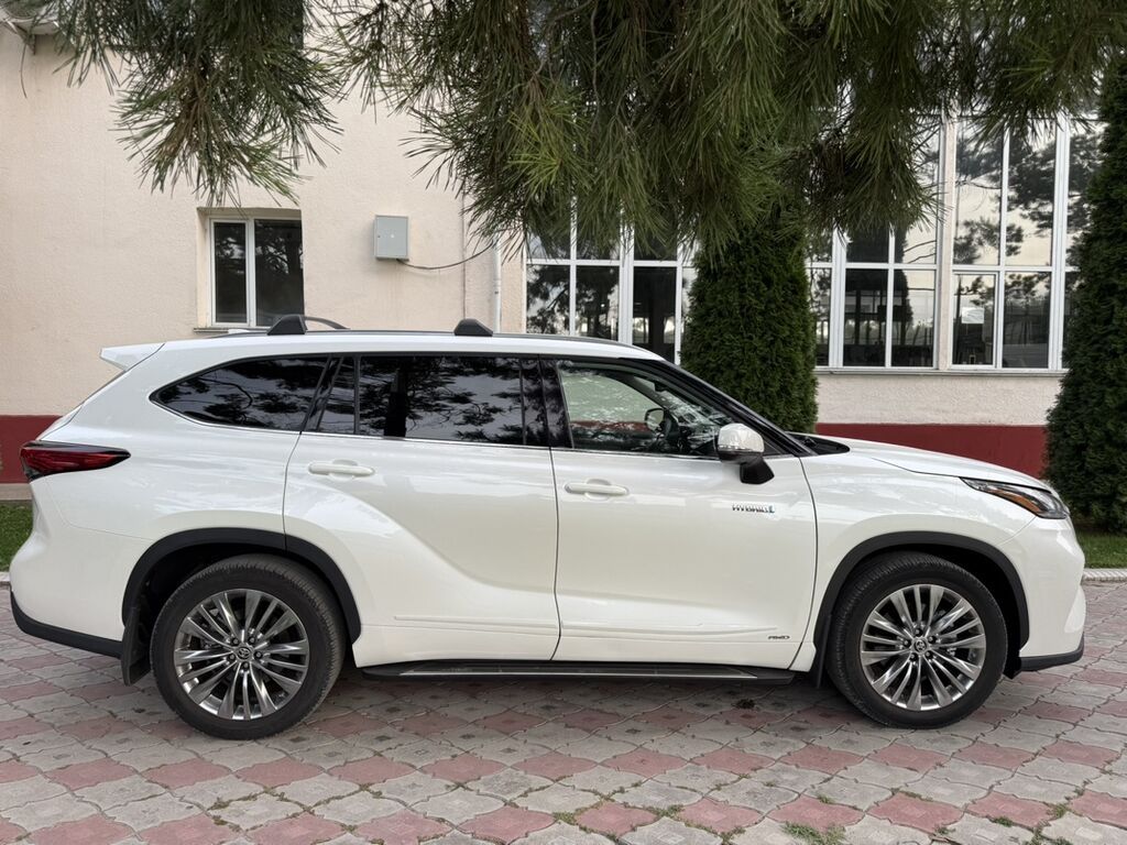 Toyota Highlander: 2020 г., Гибрид, Кроссовер: фото 7