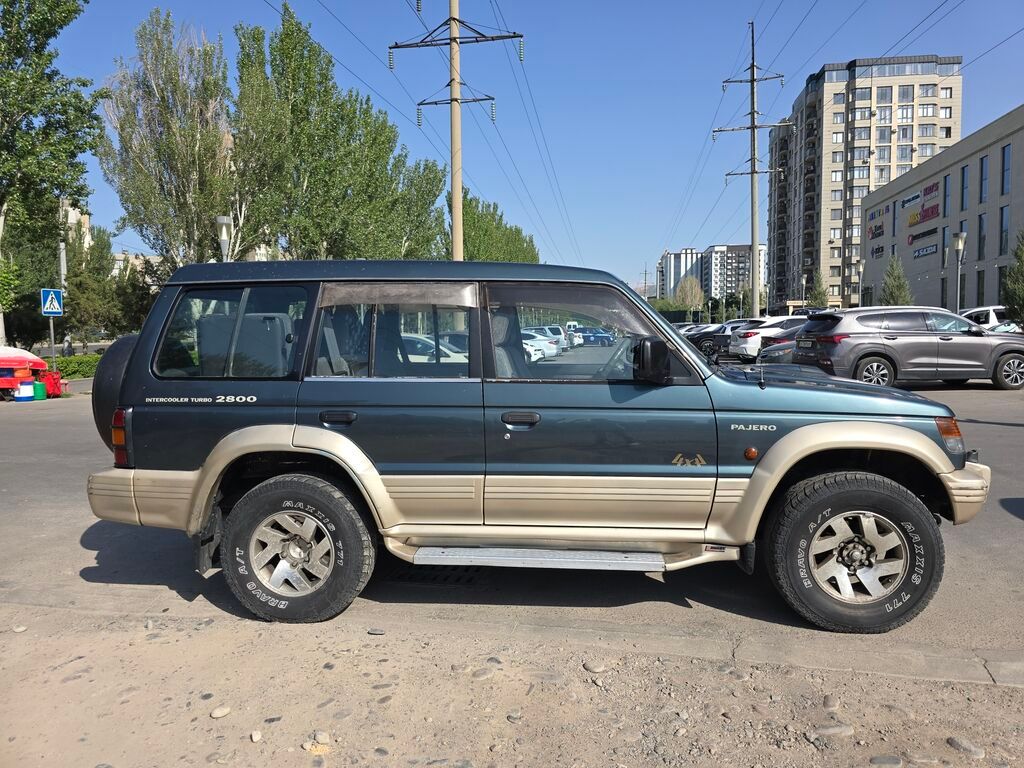 Mitsubishi Pajero: 1997 г., 2.8 л, Автомат, Дизель, Внедорожник: фото 2