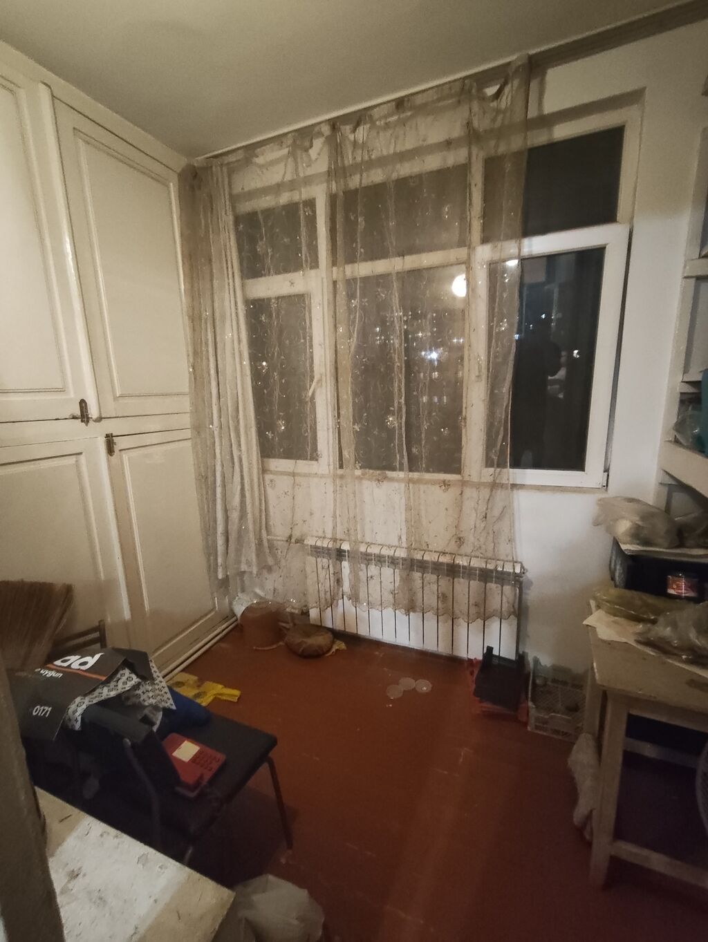 Bakı, 8-ci kilometr, 4 otaqlı, Köhnə tikili, m. Neftçilər, 80 kv. m