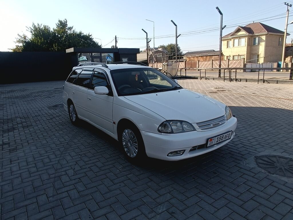 Toyota Caldina: 2001 г., 2 л, Автомат, Бензин, Универсал: фото 4