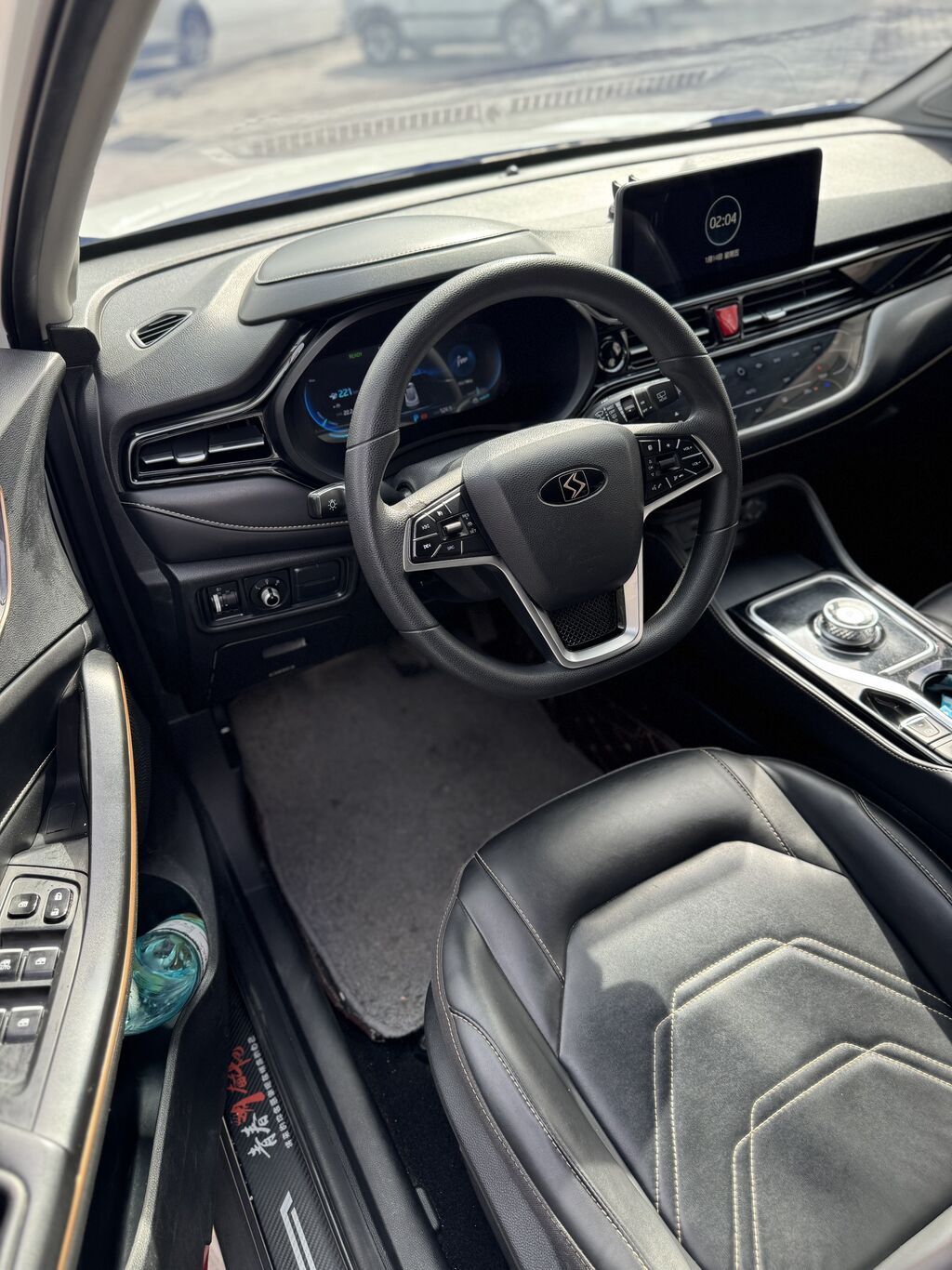 JAC : 2021 г., 0.1 л, Автомат, Электромобиль, Кроссовер: фото 7