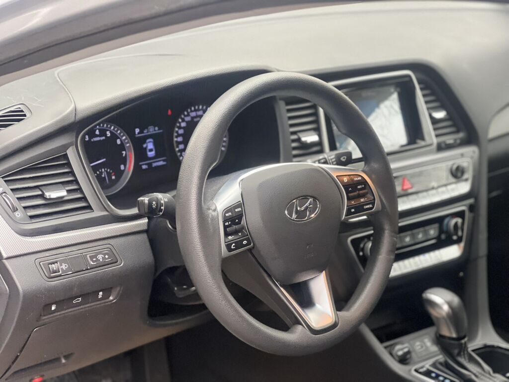 Hyundai Sonata: 2021 г., 2 л, Автомат, Газ, Седан: фото 5