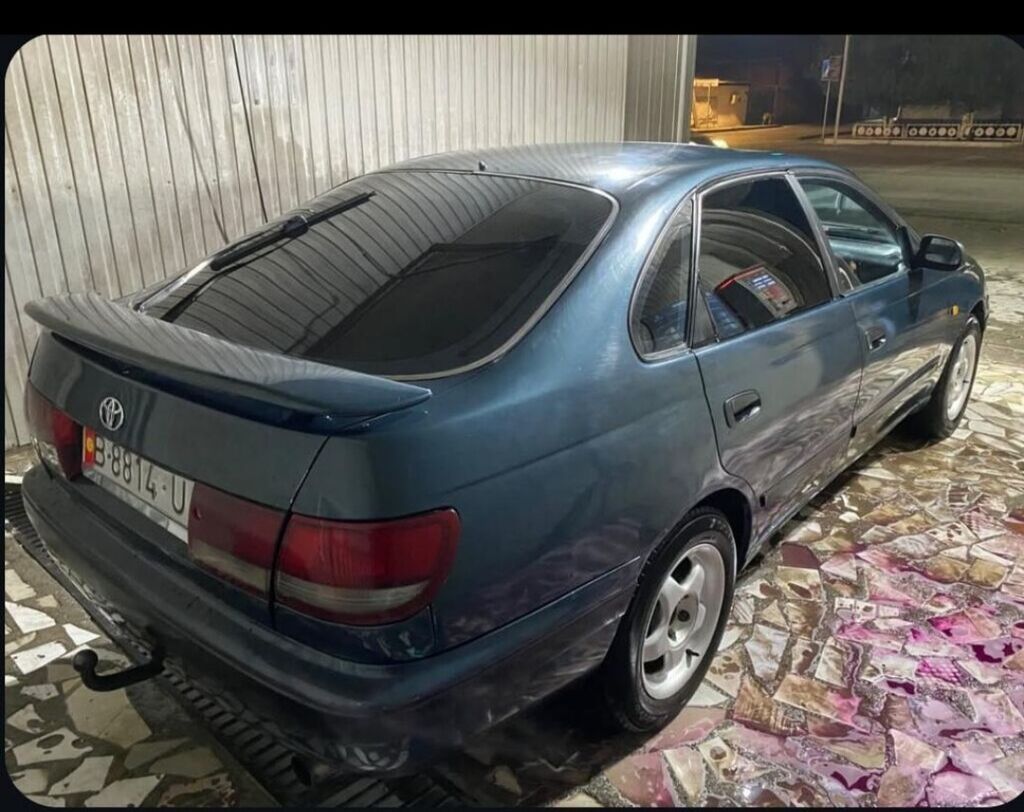 Toyota Carina E: 1995 г., 1.6 л, Механика, Бензин, Лифтбек: фото 3