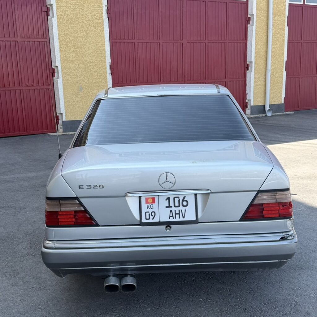 Mercedes-Benz W124: 1993 г., 3.2 л, Автомат, Бензин, Седан: фото 5